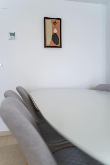 Amplio Apartamento 2 Dormitorios Cerca De La Playa 알리칸테 외부 사진