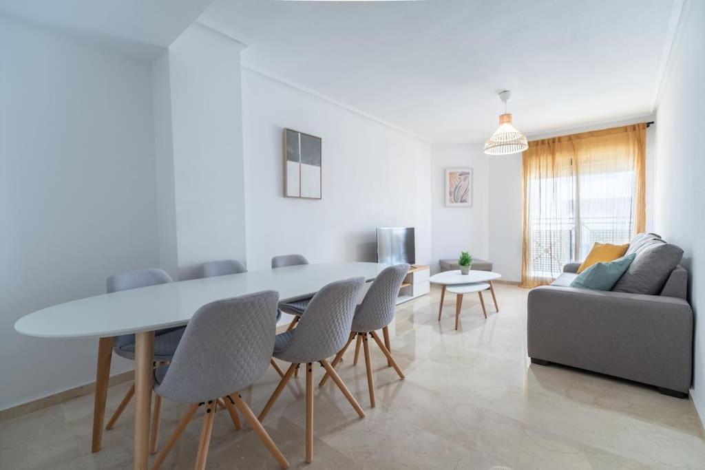 Amplio Apartamento 2 Dormitorios Cerca De La Playa 알리칸테 외부 사진