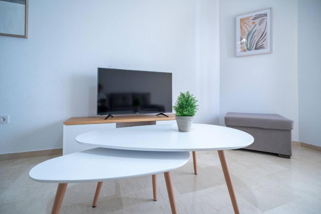 Amplio Apartamento 2 Dormitorios Cerca De La Playa 알리칸테 외부 사진